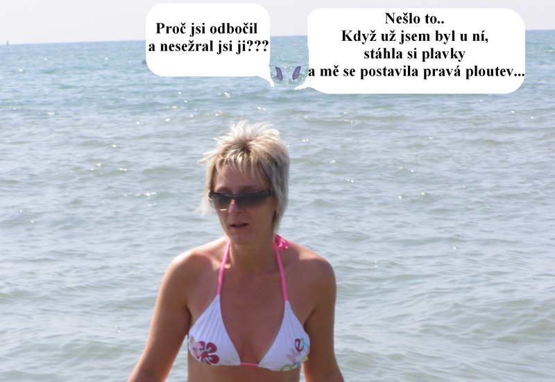 Zoe u moře.jpg